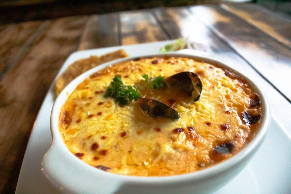 Cazuela de Mariscos Gratinada La Fonda de los Arrieros Salento